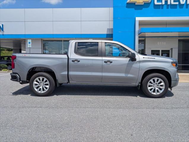 2023 Chevrolet Silverado 1500 4WD Crew Cab Short Bed Custom 2023 Chevrolet Silverado 1500 4WD Crew Cab Short Bed Custom