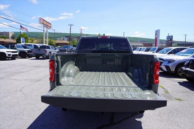 2026 RAM 1500 Laramie Crew Cab 4x4 57 Box