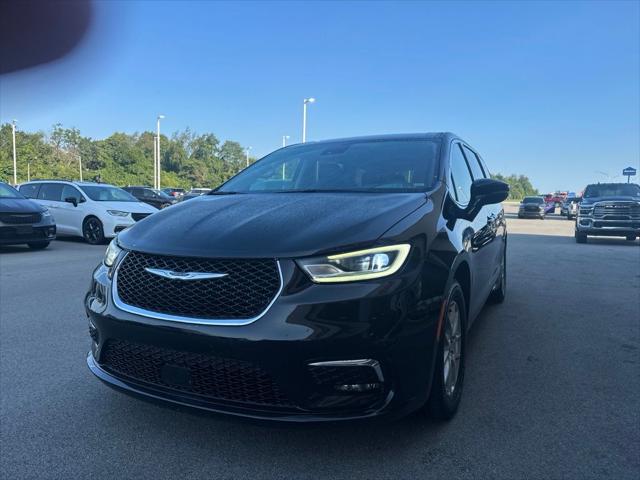2024 Chrysler Pacifica Touring L for sale in Richmond, KY