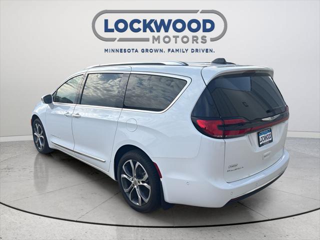 2024 Chrysler Pacifica Pinnacle AWD