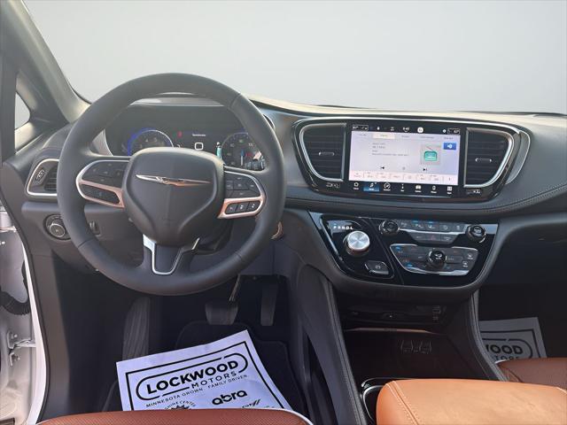 2024 Chrysler Pacifica Pinnacle AWD