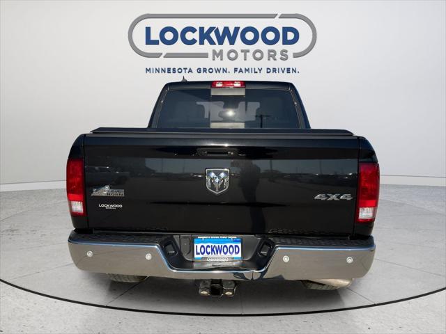 2017 Ram 1500 Big Horn Crew Cab 4x4 5'7" Box