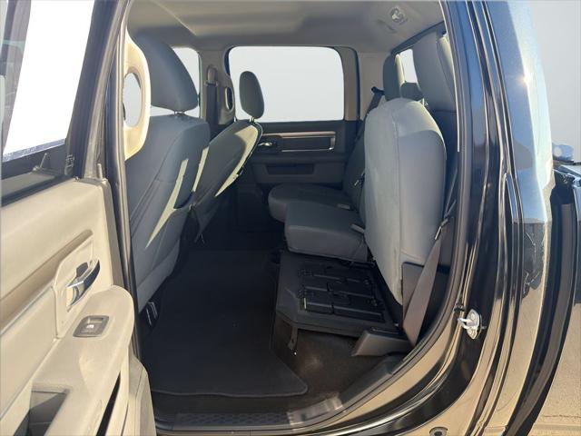 2017 Ram 1500 Big Horn Crew Cab 4x4 5'7" Box