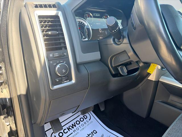 2017 Ram 1500 Big Horn Crew Cab 4x4 5'7" Box
