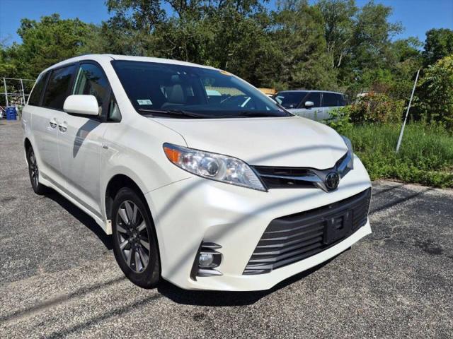 2019 Toyota Sienna XLE 7 Passenger for sale in Lakewood, NJ