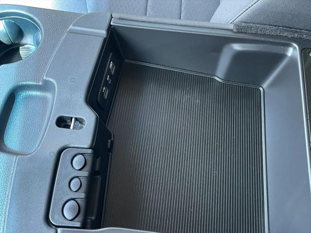 2019 Ram 1500 Classic Express Quad Cab 4x4 64 Box