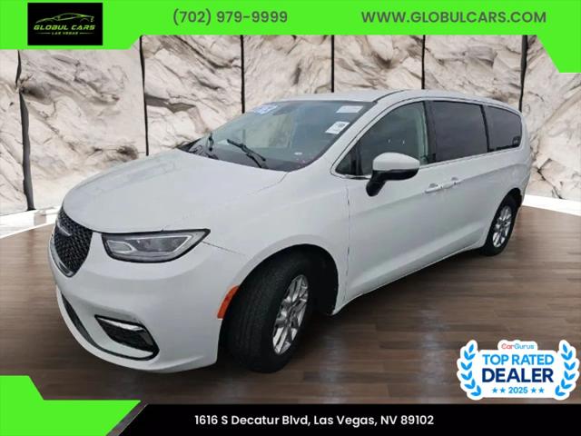 2023 Chrysler Pacifica Touring L for sale in Las Vegas, NV