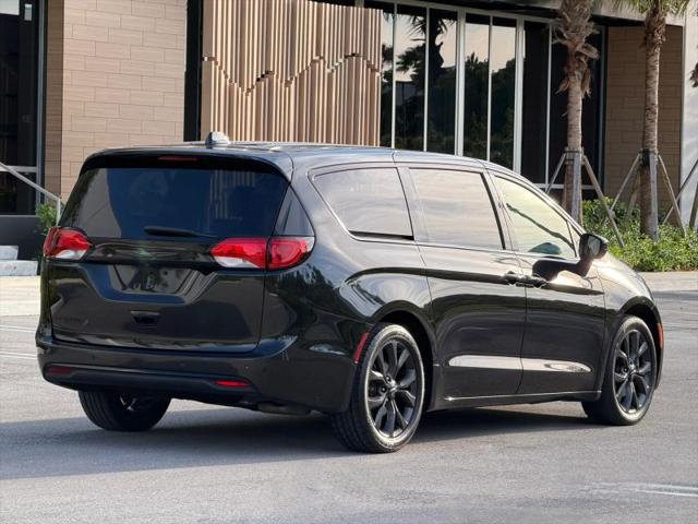 2020 Chrysler Pacifica Touring