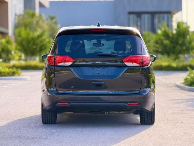 2020 Chrysler Pacifica Touring