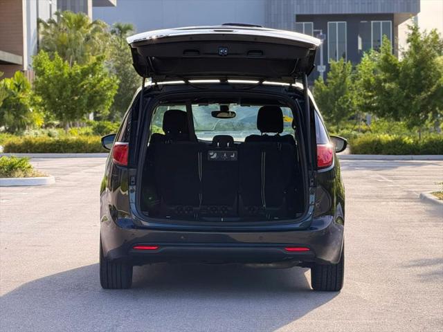 2020 Chrysler Pacifica Touring