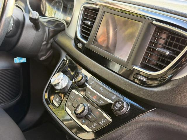 2020 Chrysler Pacifica Touring