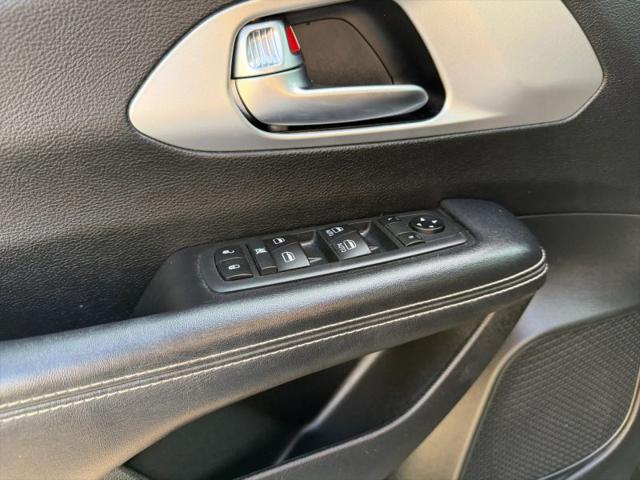 2020 Chrysler Pacifica Touring
