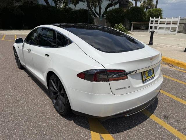 2015 Tesla Model S 85D