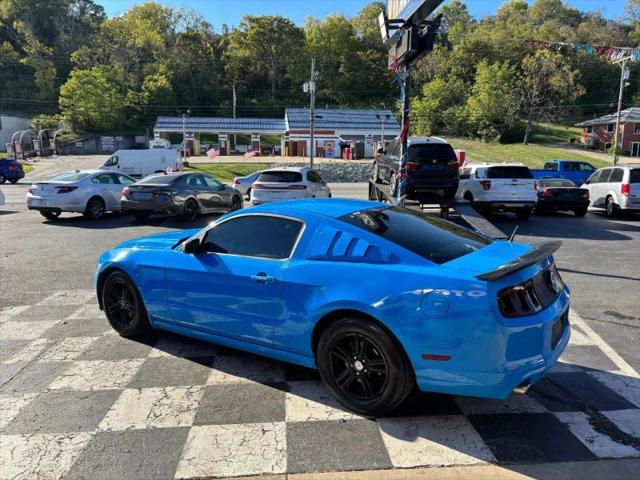 2014 Ford Mustang V6