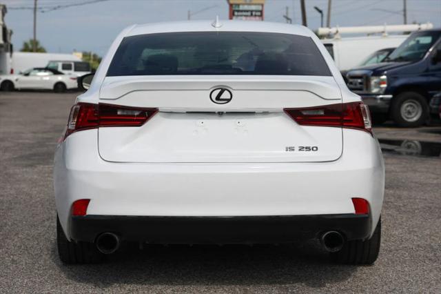 2015 Lexus IS 250 Crafted Line
