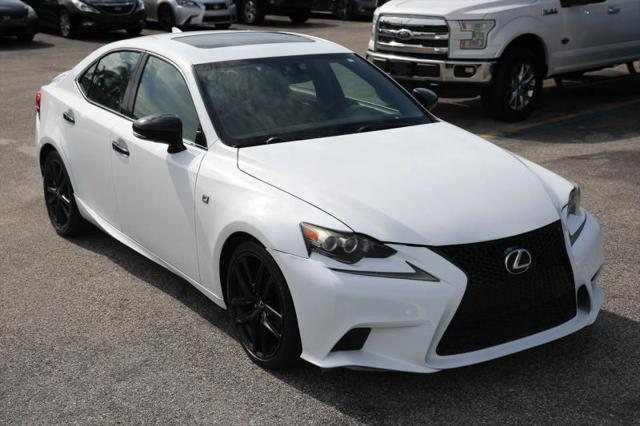 2015 Lexus IS 250 Crafted Line