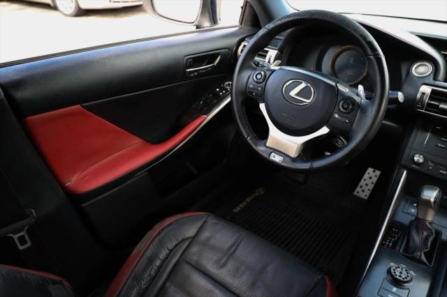 2015 Lexus IS 250 Crafted Line