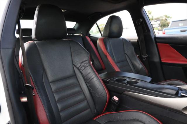 2015 Lexus IS 250 Crafted Line