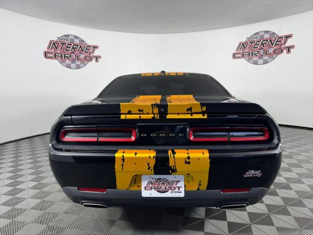 2022 Dodge Challenger SXT