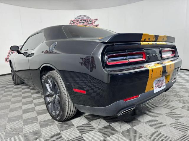 2022 Dodge Challenger SXT