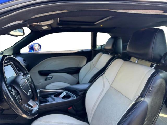 2018 Dodge Challenger SXT Plus