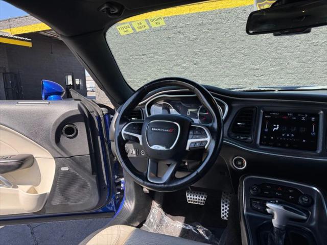 2018 Dodge Challenger SXT Plus