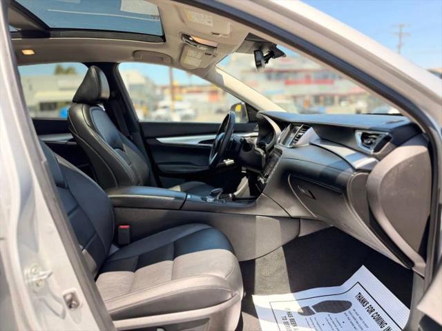2021 INFINITI QX50 LUXE