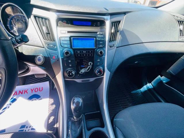 2013 Hyundai Sonata SE