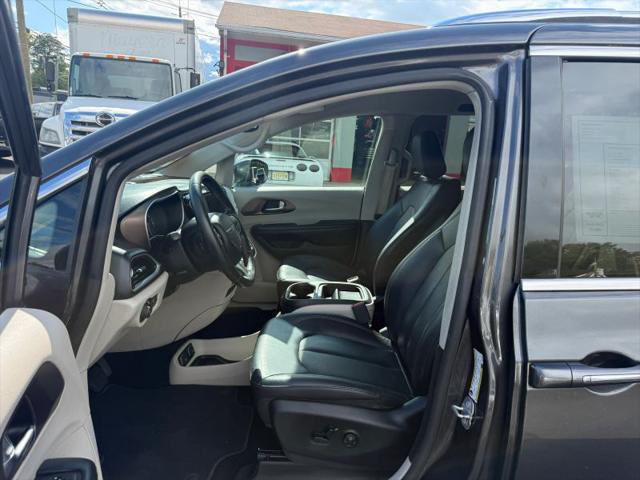2019 Chrysler Pacifica Touring L
