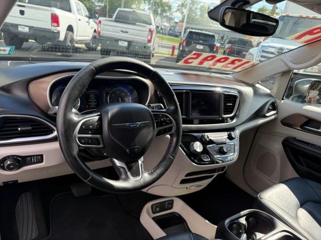2019 Chrysler Pacifica Touring L