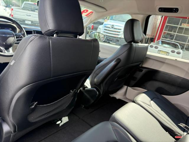 2019 Chrysler Pacifica Touring L