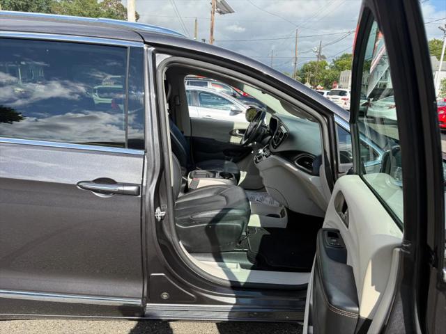 2019 Chrysler Pacifica Touring L