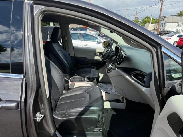 2019 Chrysler Pacifica Touring L