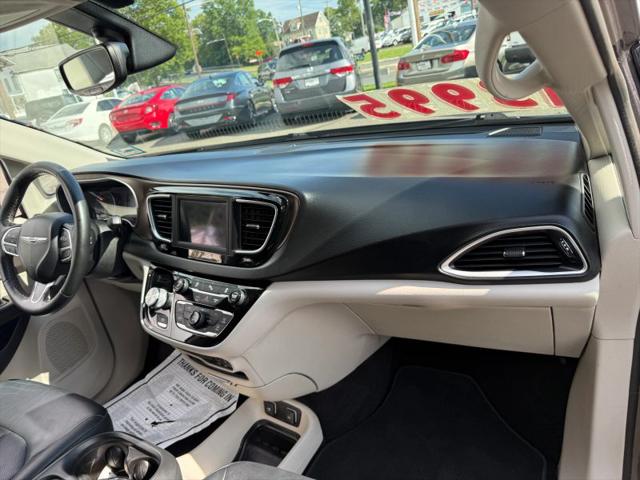 2019 Chrysler Pacifica Touring L
