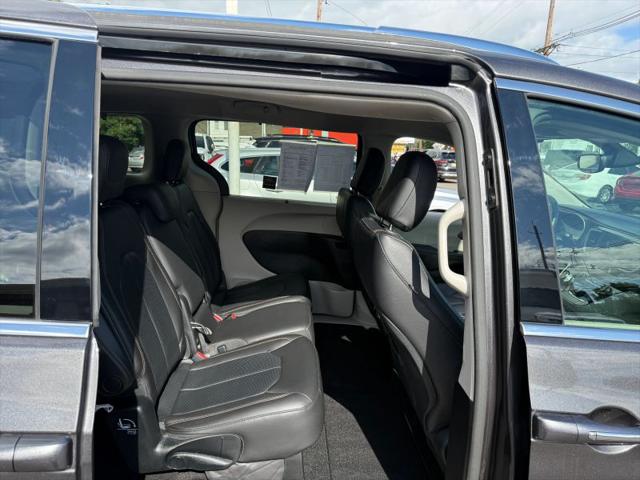 2019 Chrysler Pacifica Touring L