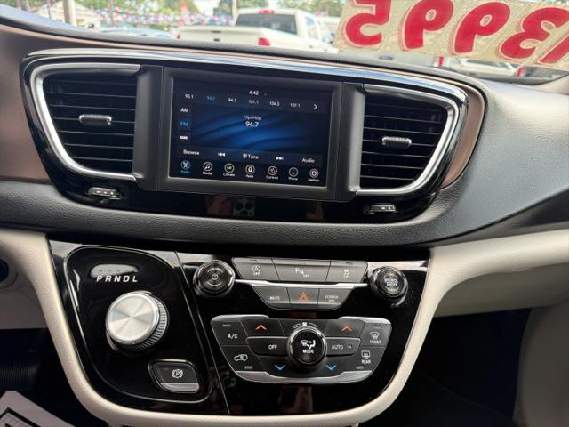 2019 Chrysler Pacifica Touring L