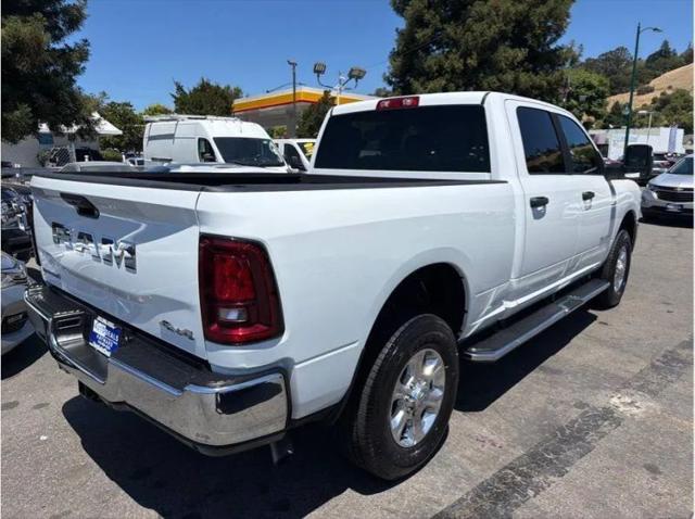 2025 Ram 2500 Big Horn Crew Cab 4x4 64 Box