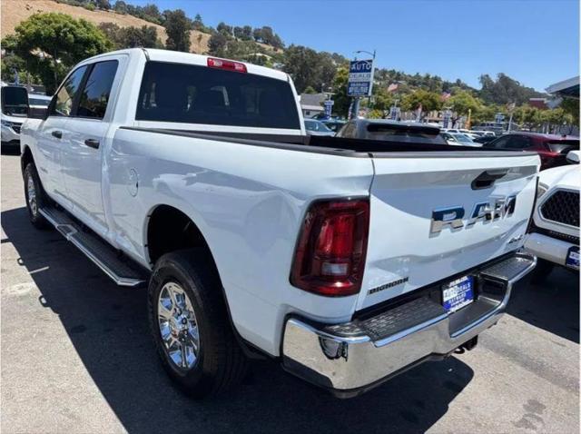 2025 Ram 2500 Big Horn Crew Cab 4x4 64 Box