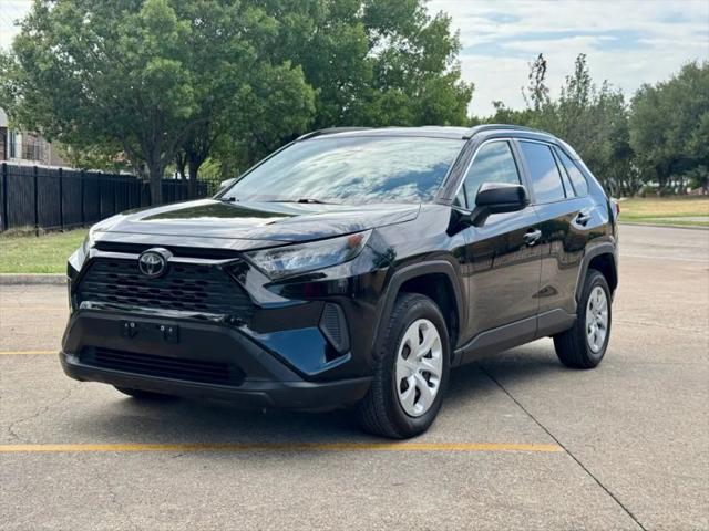 2019 Toyota RAV4 LE for sale in Dallas, TX