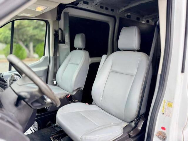 2018 Ford Transit Medium Roof w/Sliding Side Door w/LWB