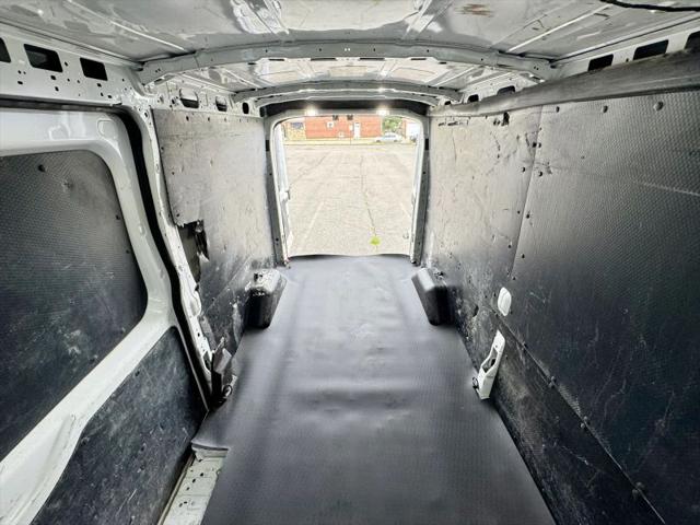 2018 Ford Transit Medium Roof w/Sliding Side Door w/LWB