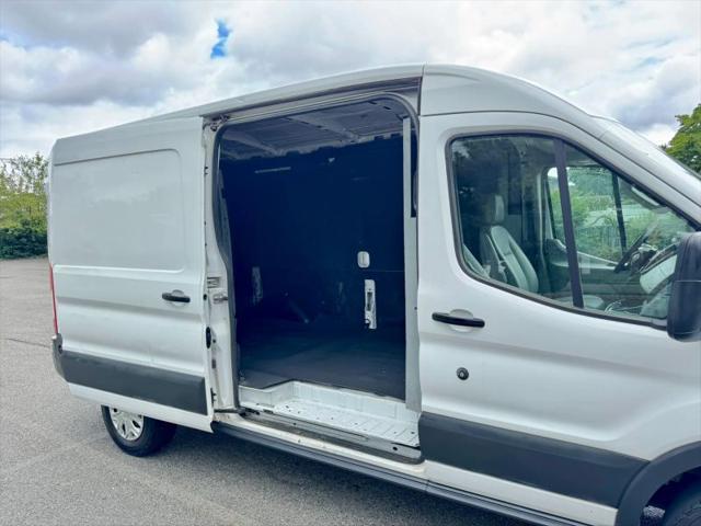 2018 Ford Transit Medium Roof w/Sliding Side Door w/LWB