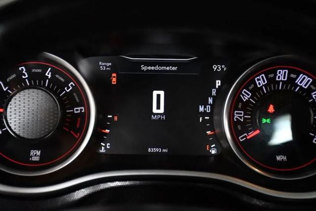 2016 Dodge Challenger SXT Plus