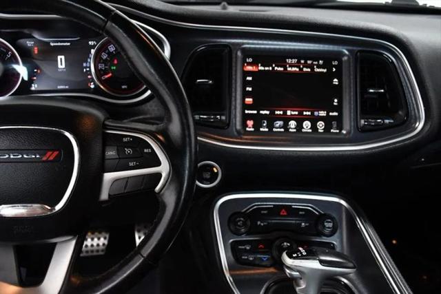 2016 Dodge Challenger SXT Plus