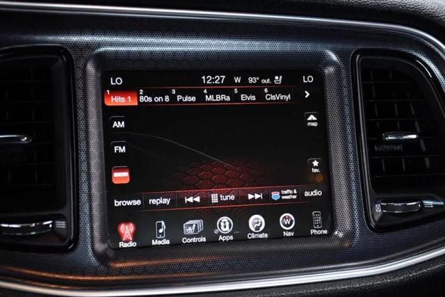 2016 Dodge Challenger SXT Plus