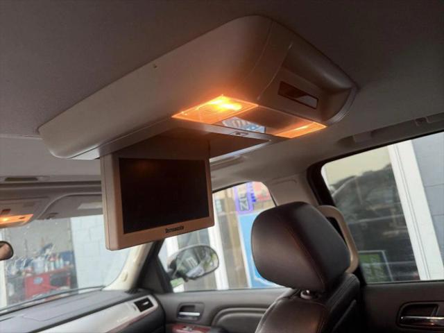 2014 Cadillac Escalade Luxury