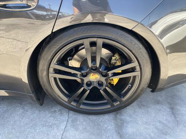 2016 Porsche Panamera Edition