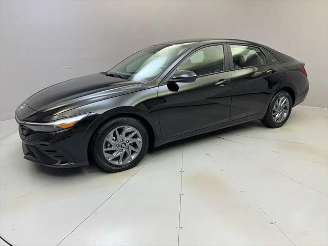 2024 Hyundai Elantra SEL for sale in Naugatuck, CT