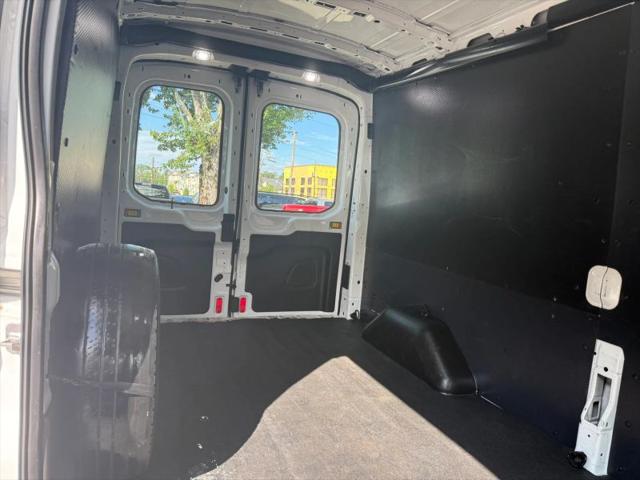 2019 Ford Transit Medium Roof w/Sliding Side Door w/LWB