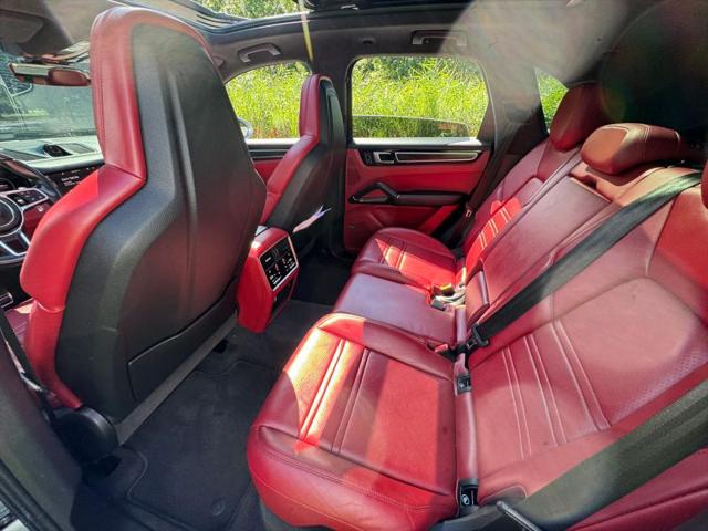 2021 Porsche Cayenne GTS